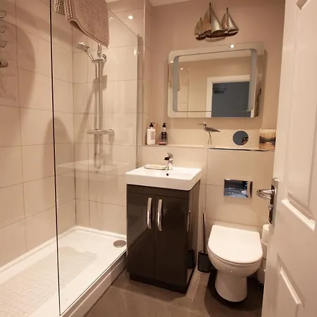 3 Strickland Court 호텔 4*